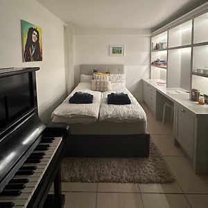 Kamer met een King Size Bed